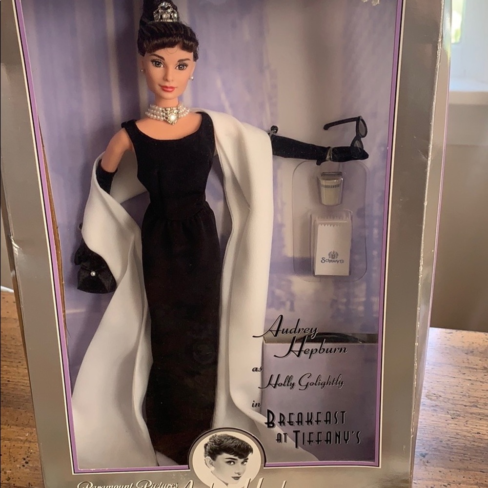 Classic Edition Collector Barbie - Audrey Hepburn